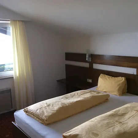 ホテル Desiree - Garni - Adults Only 3*