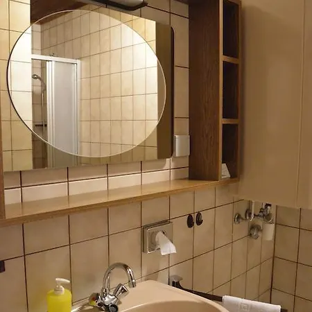 فندق ديزريه - غارني - للبالغين فقط فيلاخ