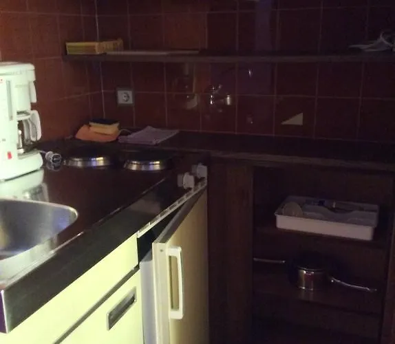 Desiree - Garni - Adults Only 3*