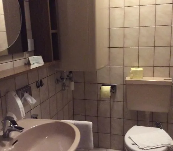 Desiree - Garni - Adults Only 3*