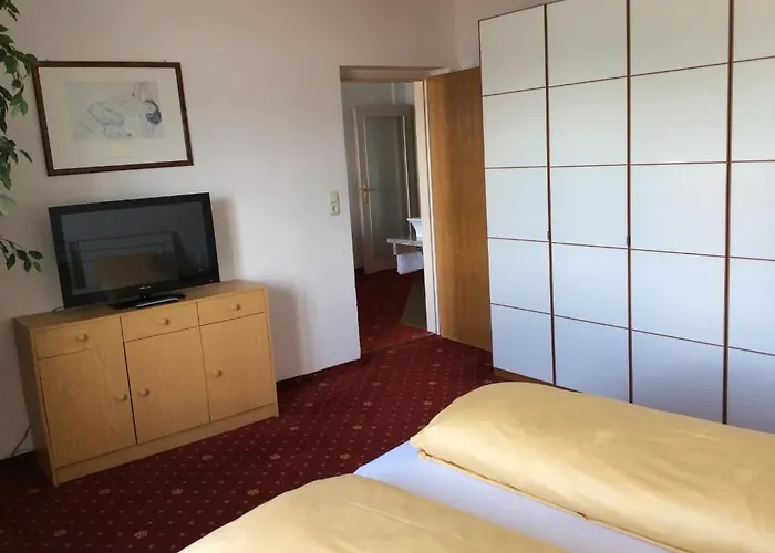 Desiree - Garni - Adults Only 3*